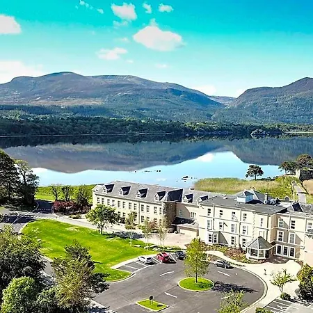 Lake Lodge Guesthouse Pensionat 4*