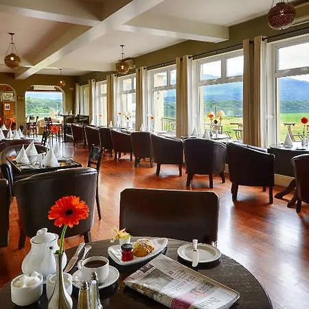 Lake Lodge Guesthouse بيت ضيافة