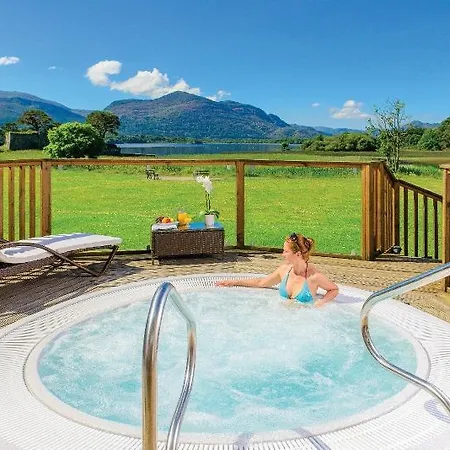 Lake Lodge Guesthouse Maison d'hôtes 4*