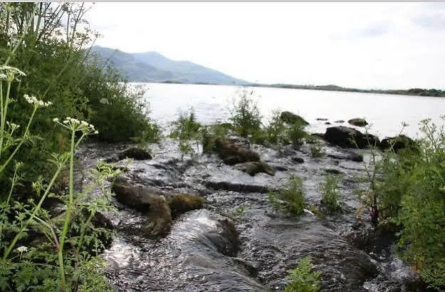 Lake Lodge Guesthouse Vendégház